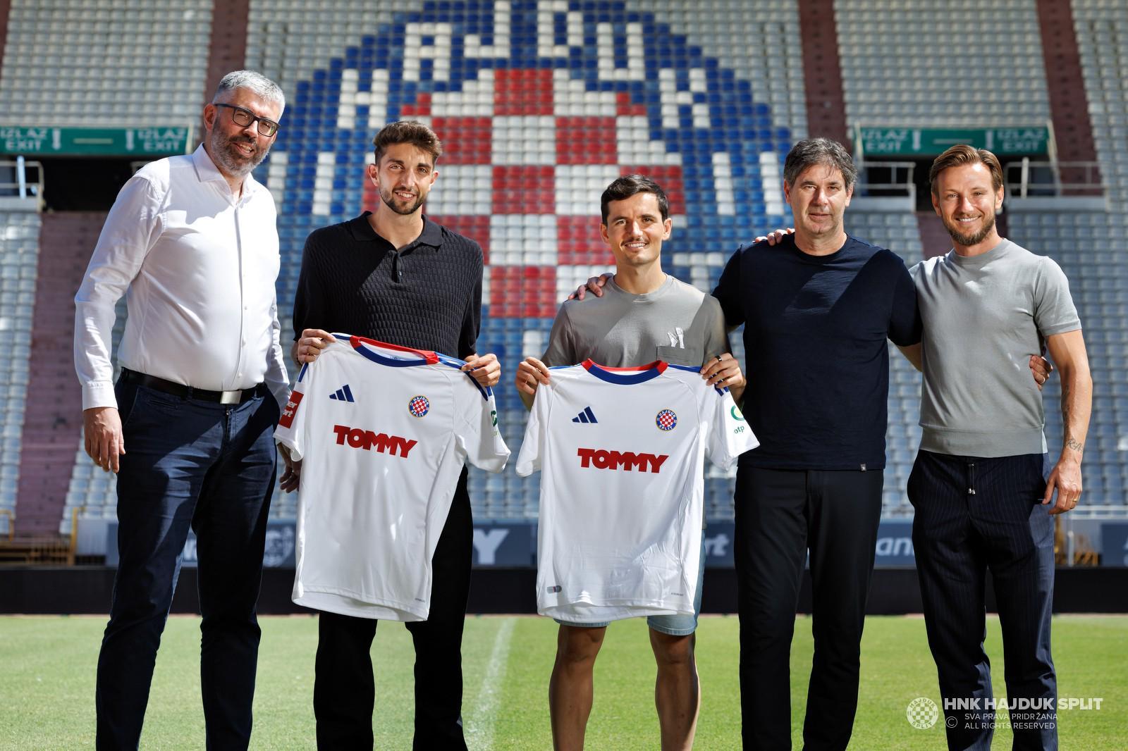 官方：吉利亚蒙加盟哈伊杜克，此前球员与瓦伦西亚协商解约